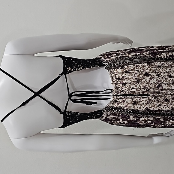 Dainty Hooligan  Maxi Boho Dress Black Floral Colorblock Cutout Open back Size S - Picture 4 of 11